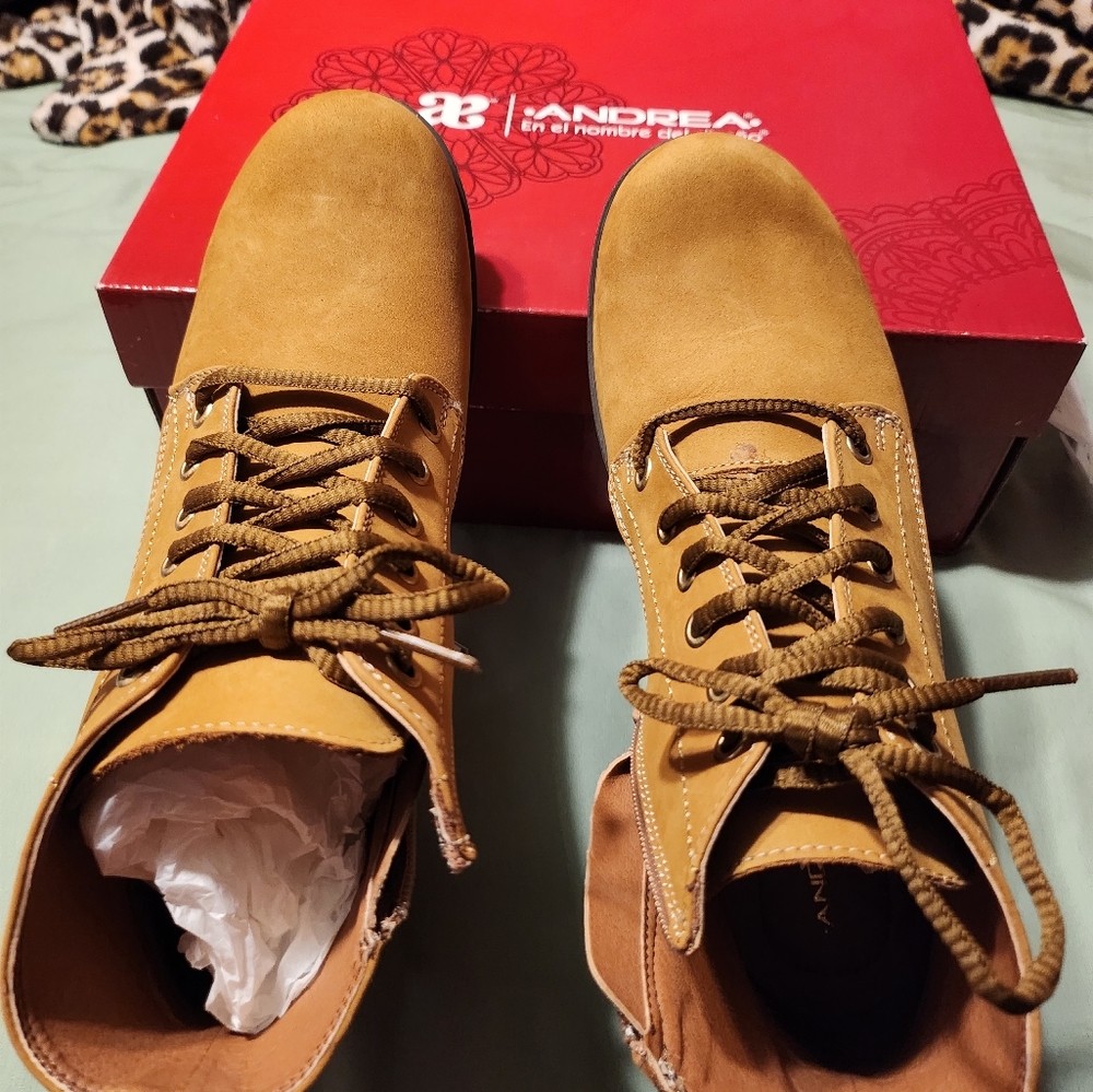 Shoes - Picture 3 of 3